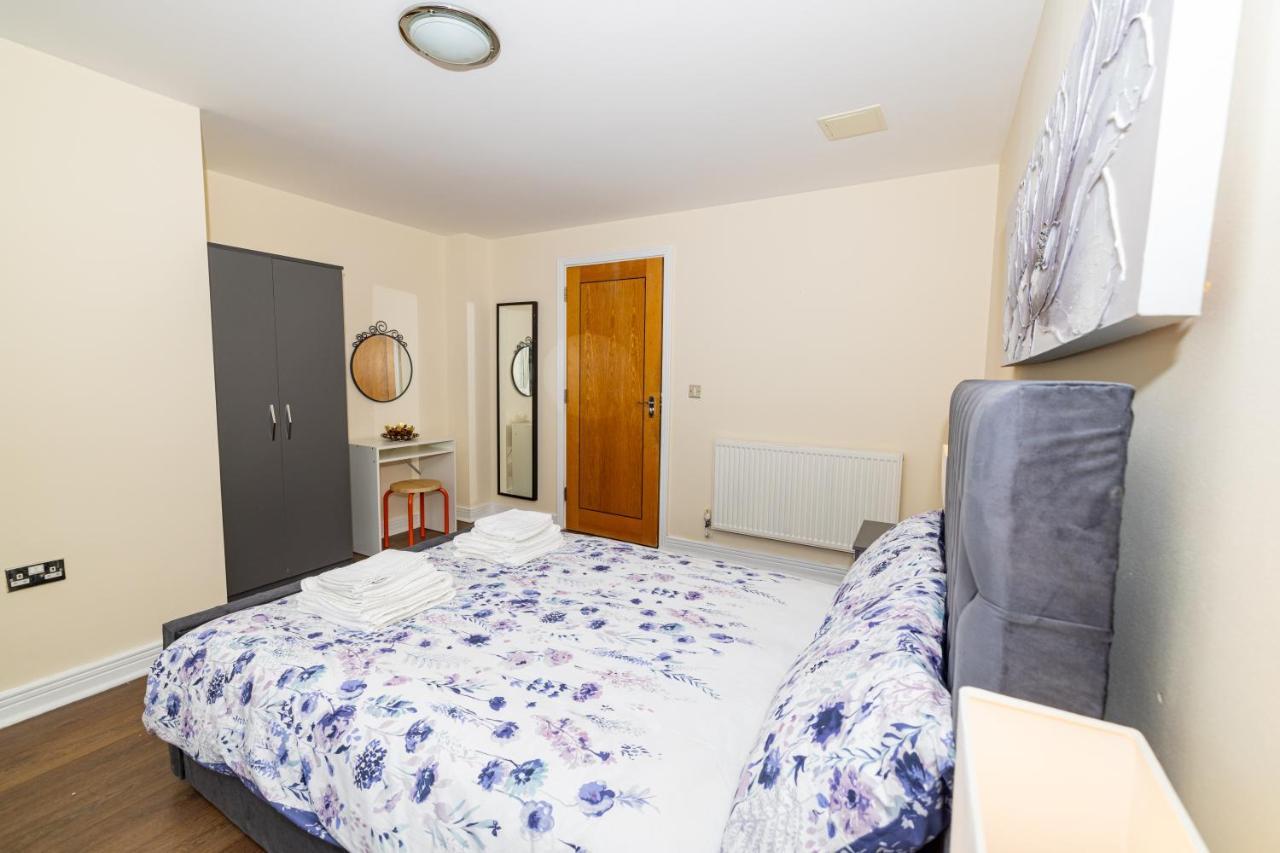 Two Bed Apartment Near Canary Wharf London Eksteriør bilde