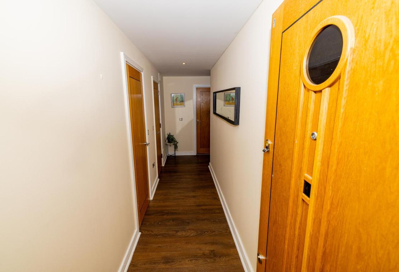 Two Bed Apartment Near Canary Wharf London Eksteriør bilde
