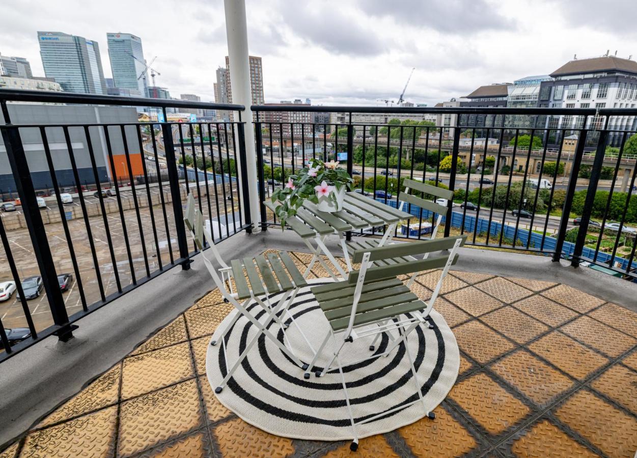 Two Bed Apartment Near Canary Wharf London Eksteriør bilde